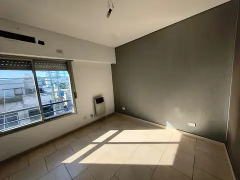 Depto Tipo Casa en Alquiler de 1 dormitorio