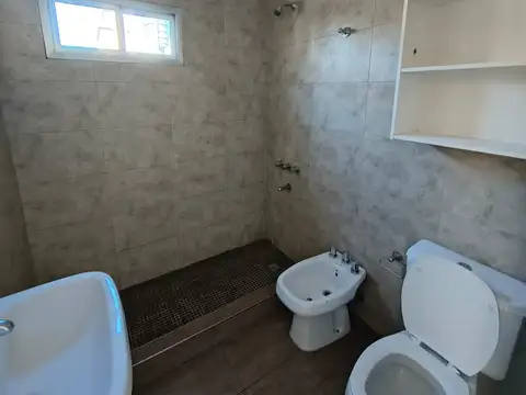 Depto Tipo Casa en Alquiler de 2 ambientes