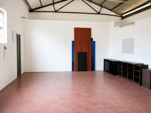 Galpon en Venta 30  mts Fondo