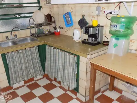 Casa 5 ambientes con 2 baños