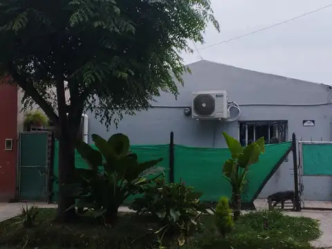 CASA MULTIFAMILAR