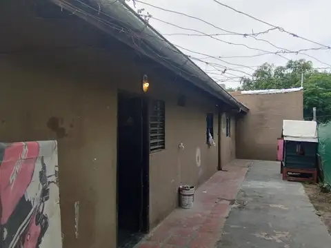 CASA MULTIFAMILAR