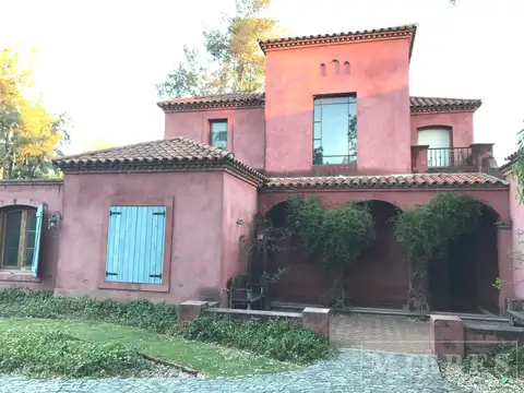 Casa en Alquiler Temporal de 4 dormitorios