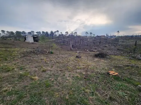 Terreno en B° cerrado Villa del Condor