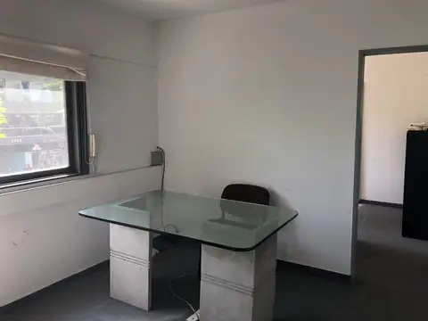Oficina en Alquiler 40 años