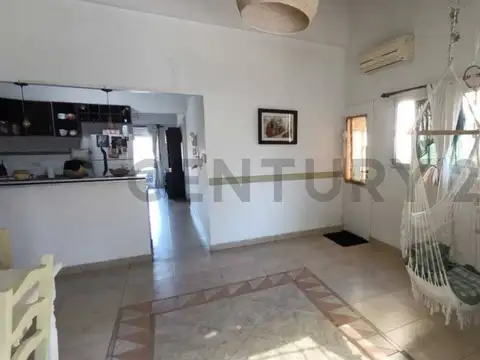 Depto Tipo Casa en Venta de 4 ambientes