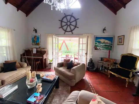 CASA EN VENTA EN LA PRADERA - PILAR