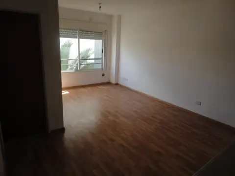 HERMOSO MONOAMBIENTE  "DUEÑO FINANCIA"  SEMI-NUEVO MUY LUMINOSO 