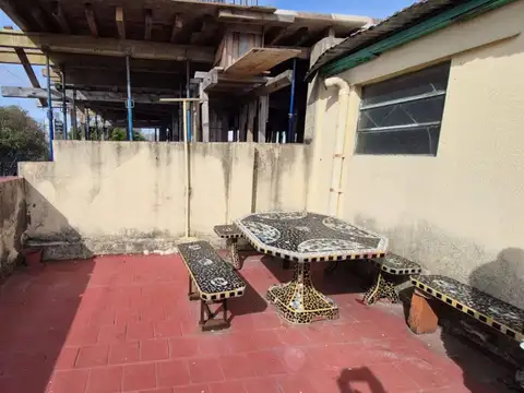 Depto Tipo Casa 4 ambientes con 1 baño