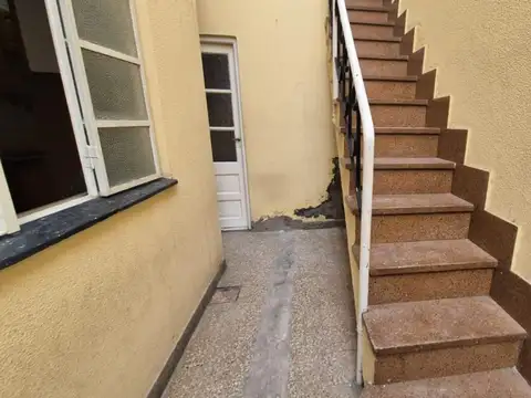 VENTA DE PH AL FRENTE 3 AMB CON TERRAZA Y LAVADERO