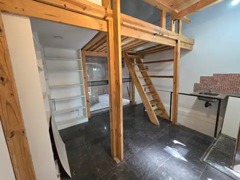 Depto Tipo Casa en Venta al Este