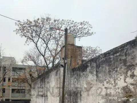 Posadas 100, Piso 0