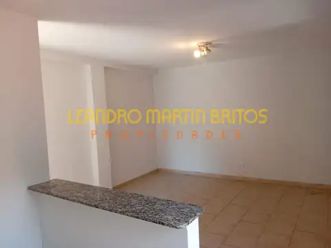 Depto Tipo Casa en Venta de 2 ambientes