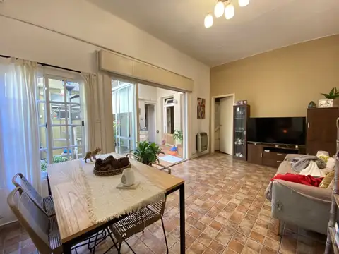 Depto Tipo Casa en Alquiler de 3 ambientes