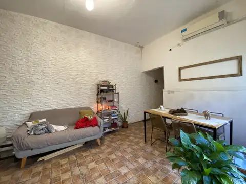Depto Tipo Casa en Alquiler 60 años