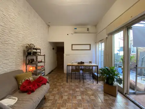 Depto Tipo Casa en Alquiler de 2 dormitorios