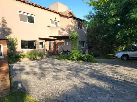 CASA EN SAN ISIDRO LABRADOR