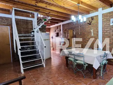 Departamento 11 ambientes con 6 baños