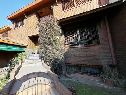 Casa 5 amb 360 m2 tot 5 niv Garaje Sótano Depósito y Parque