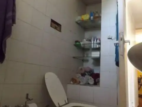 Depto Tipo Casa 5 ambientes con 2 baños