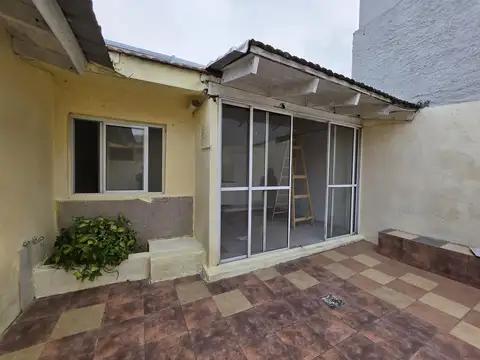 Alquiler Departamento 2 ambientes en V.Libertad con patio