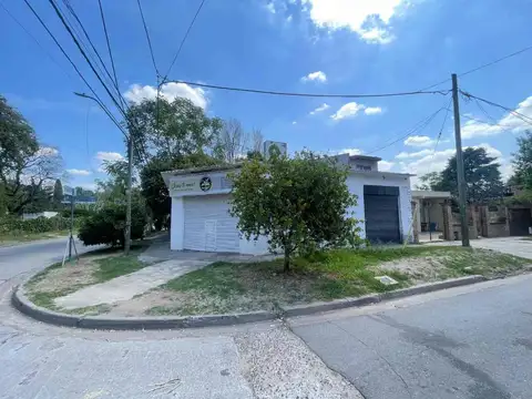 Venta Casa 3 Amb, Hurlingham. c/Local. Gran Lote
