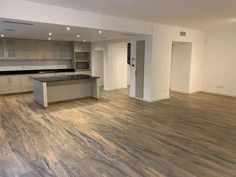 Casa en Alquiler de 4 dormitorios