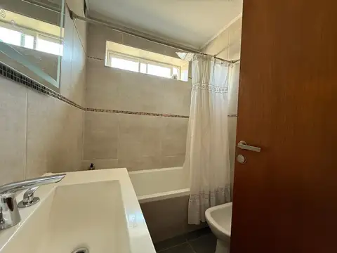 Departamento 3 ambientes con 2 baños