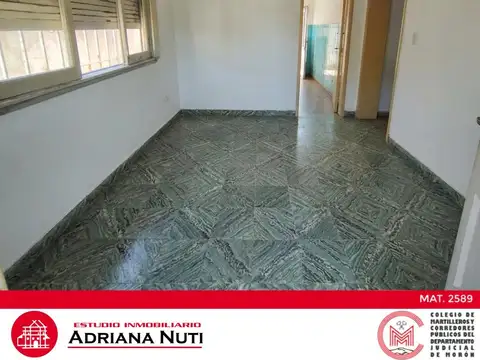 Casa 3 ambientes con 1 baño