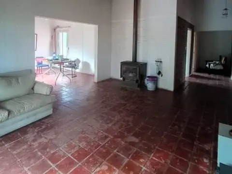 Casa en Venta con 6 cocheras