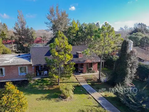 Casa 3 ambientes con 2 baños