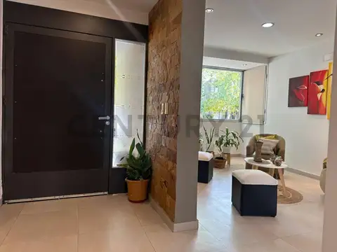 Casa 6 ambientes con 3 baños