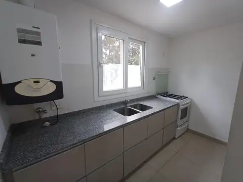 Departamento en Alquiler con 1 cocheras