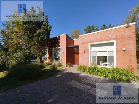 Casa en Alquiler en Country Club Los Cardales, USD 1.200