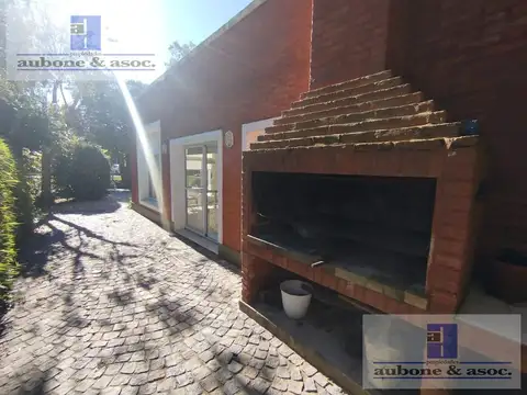 Casa en Alquiler al Norte