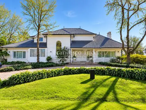 Casa en venta 5 ambientes en San Diego C.C
