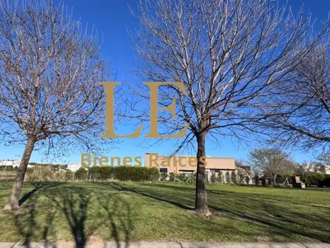 Terreno en Venta de 954,0 m2