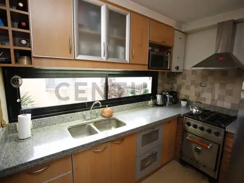 DEPARTAMENTO EN VENTA EN LA PLATA TIPO DUPLEX CON COCHERA