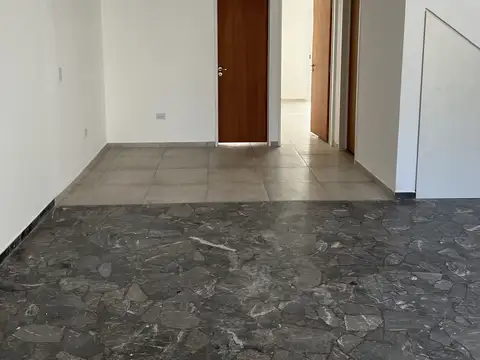 Depto Tipo Casa en Alquiler en Tablada, $ 650.000