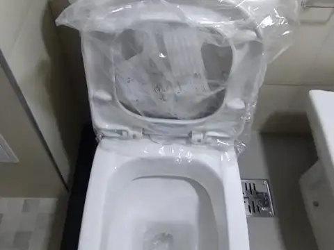 Departamento en Alquiler con 5 cochera