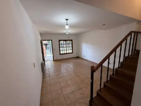 Casa en Alquiler de 3 dormitorios
