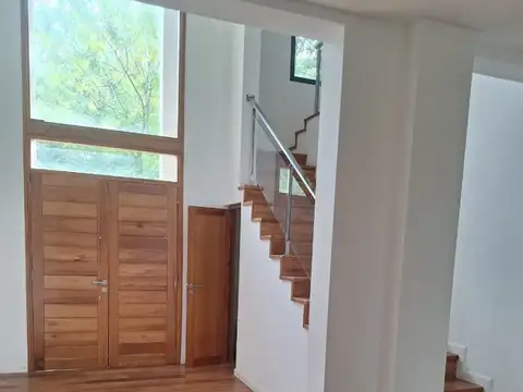 Casa en Alquiler en La Plata, USD 2.900