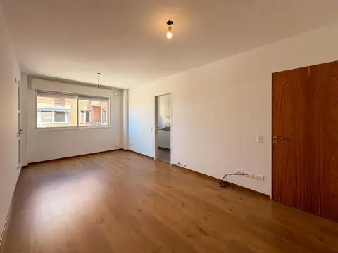 DEPARTAMENTO DE 2 DORMITORIOS CON BAJAS EXPENSAS EN ITUZAINGO Y NECOCHEA