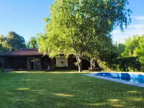Venta Casa Barrio Parque Exaltación. Rio Areco al 600
