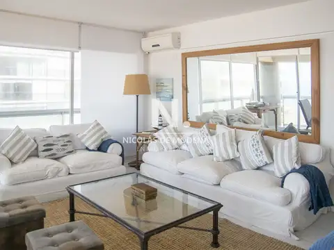 Apartamento en Venta de 2 dormitorios en Peninsula , Punta del este 