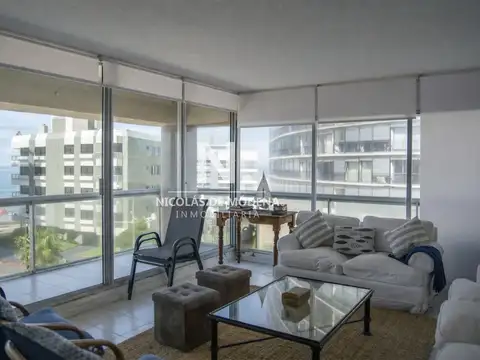 Apartamento en Venta de 2 dormitorios en Peninsula , Punta del este 
