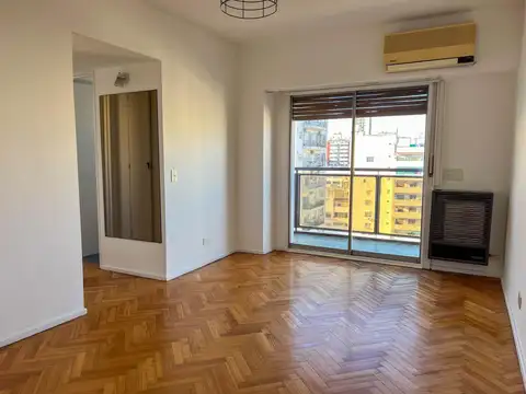 Departamento de 2 Ambientes con balcón en Caballito