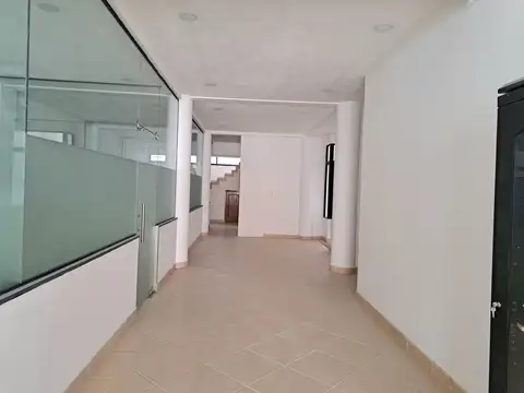 Local en Venta 70 años