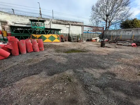 Alquiler Galpón c/Playon -  Opcional Edificio