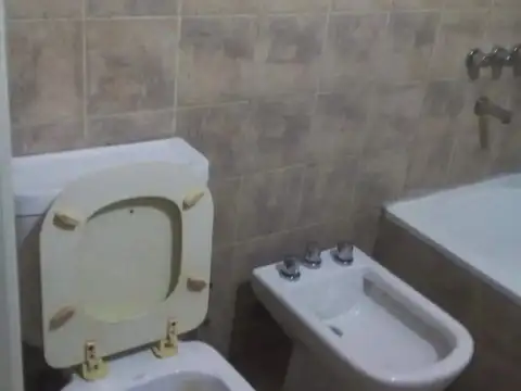 Departamento 2 Ambientes con Amplio Balcón al Frente en Almagro Norte